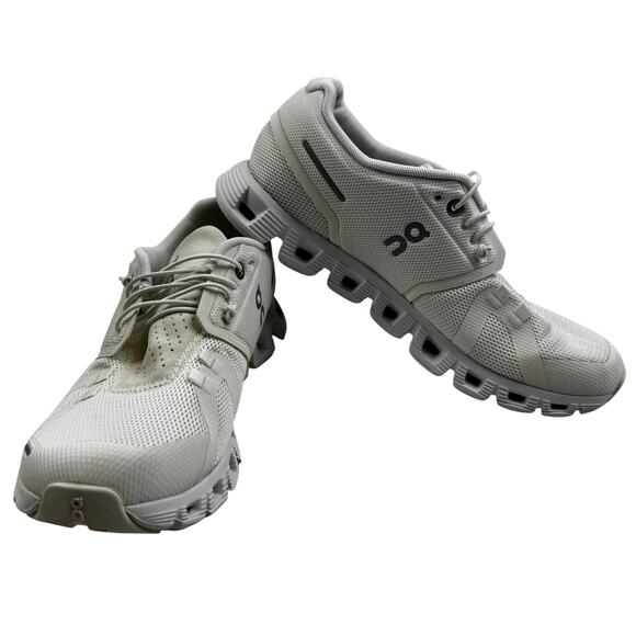 On Cloud Shoes - On Cloud 5 White Lightweight Slip On Comfort Lightweight Running Shoes Women's 8
